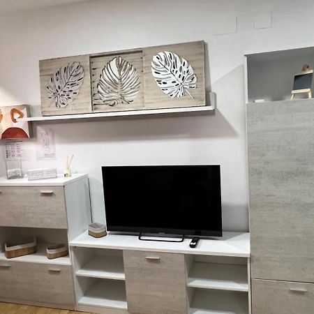 Cruz18 4Personas Apartment อัลกาลาเดเอนาเรส ภายนอก รูปภาพ